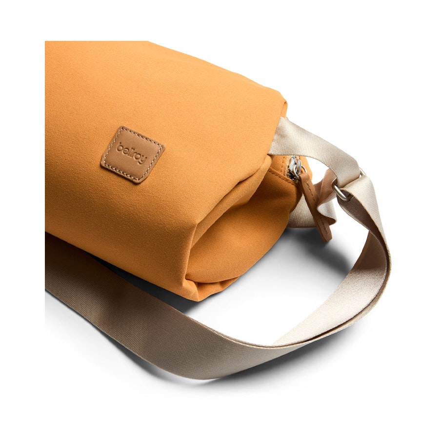Bellroy Classic Sling 7L Butterscotch Butterscotch
