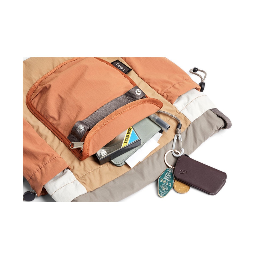 Bellroy Cinch Minipack Sand Dune Sand Dune