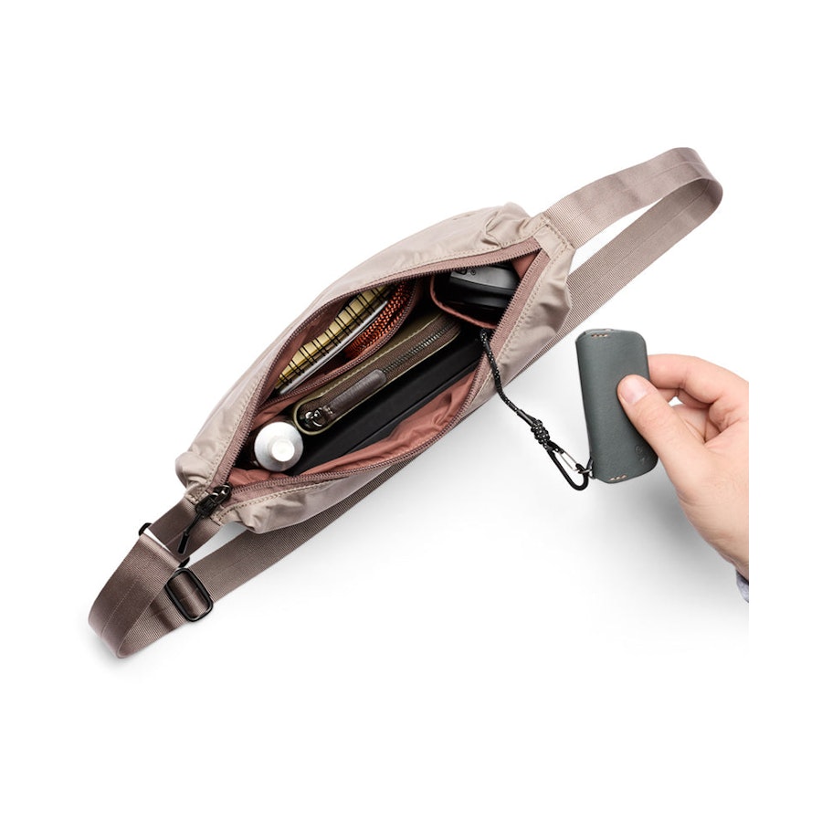 Bellroy Laneway Crescent Bag 2.5L Fawn Fawn