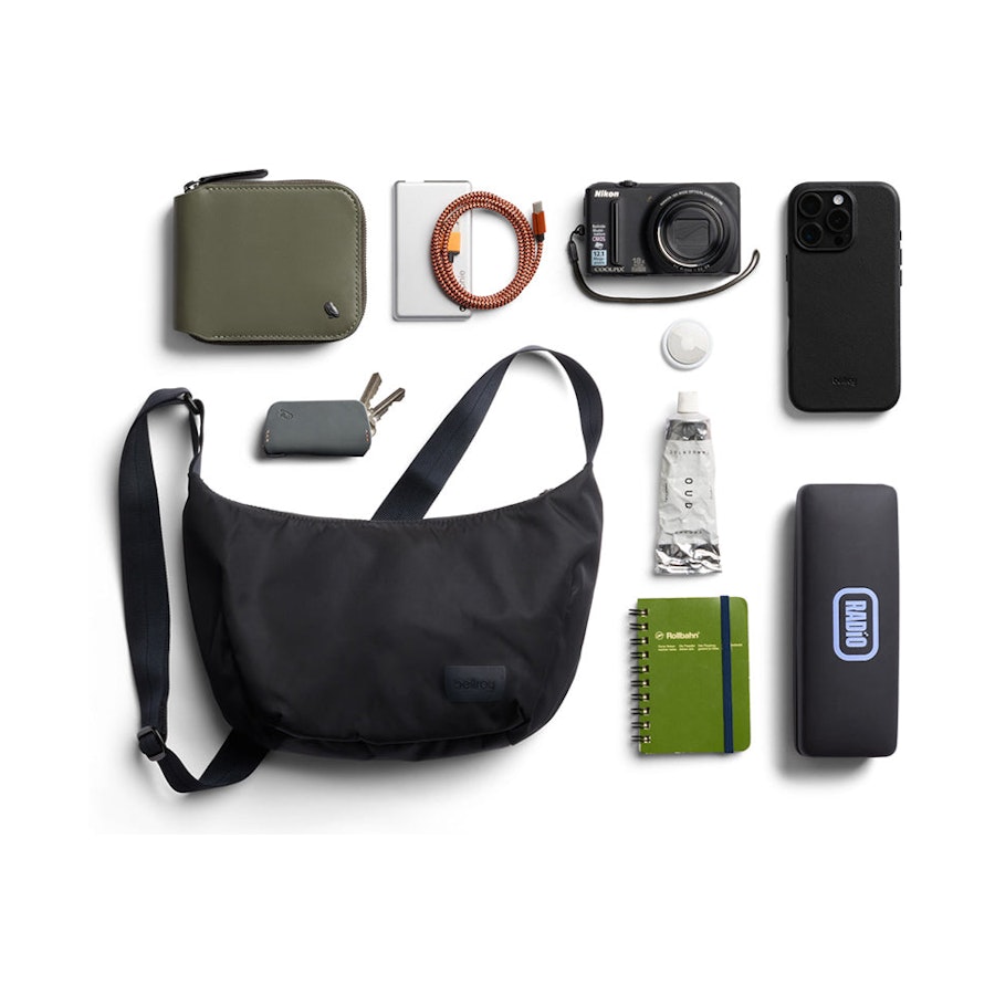 Bellroy Laneway Crescent Bag 2.5L Ink Ink