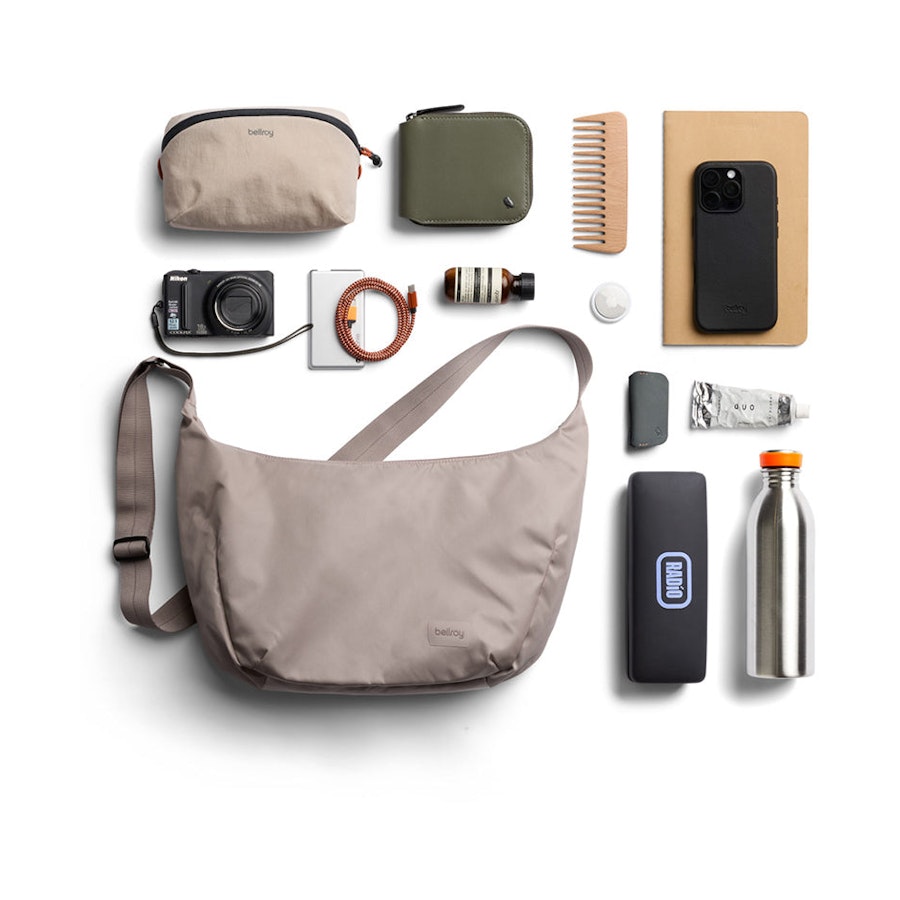 Bellroy Laneway Crescent Bag 7L Fawn Fawn