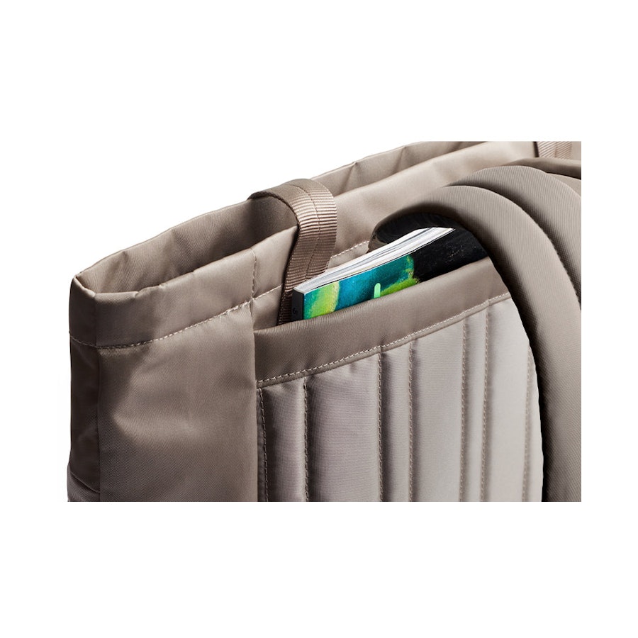 Bellroy Laneway Totepack Fawn Fawn