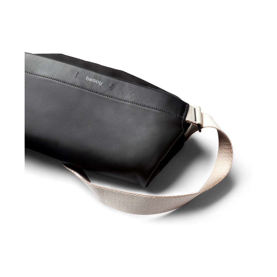 Bellroy Sling Bag Mini Premium Edition Black Sand Black Sand