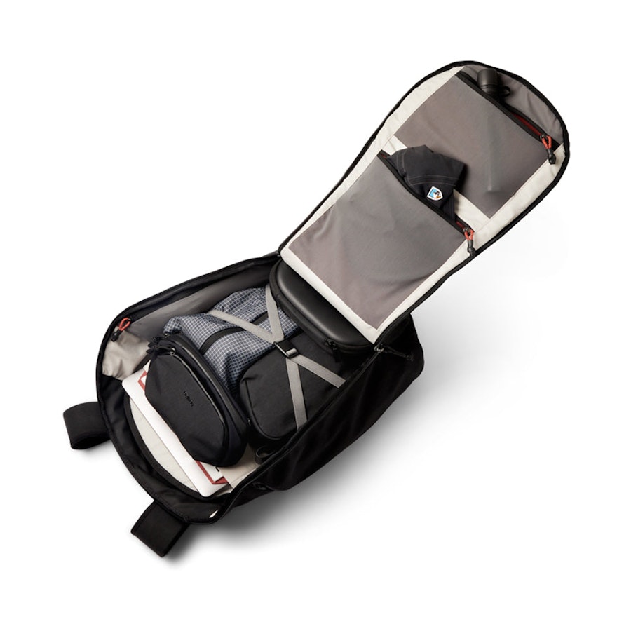 Bellroy Venture Travel Pack 26L Jet Black Jet Black