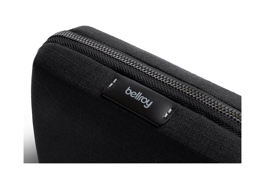 Bellroy Tech Kit Compact Black Black