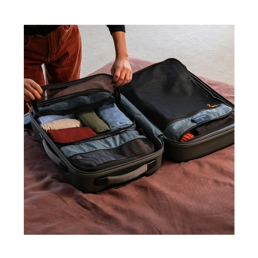 Bellroy Transit 58cm Hardside Carry-On Plus Suitcase Black Black