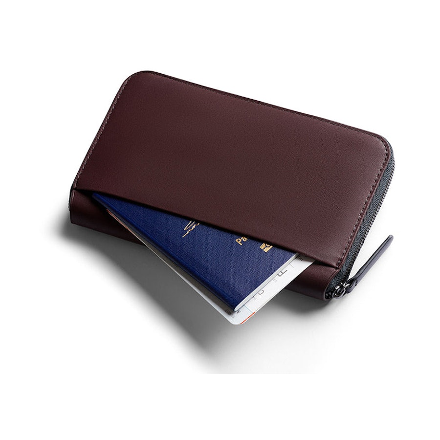 Bellroy Travel Folio Second Edition Deep Plum Deep Plum