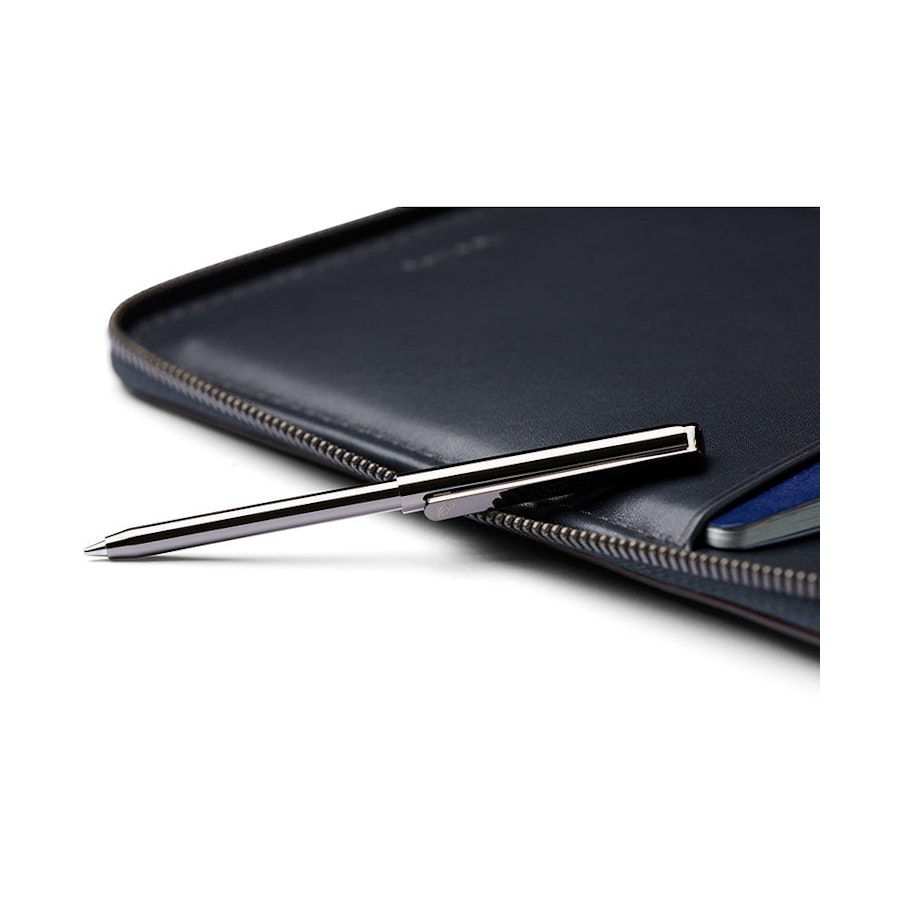 Bellroy Travel Folio Second Edition Deep Plum Deep Plum
