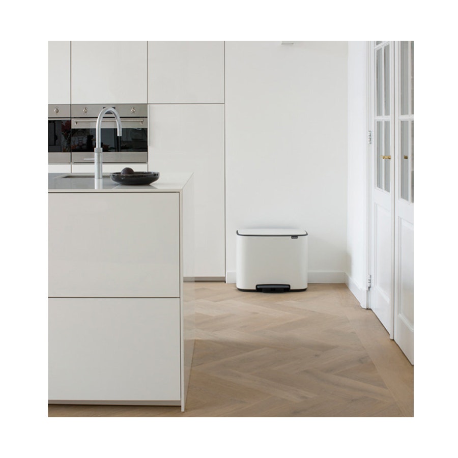 Brabantia Bo Pedal Bin (11 + 23L) White White