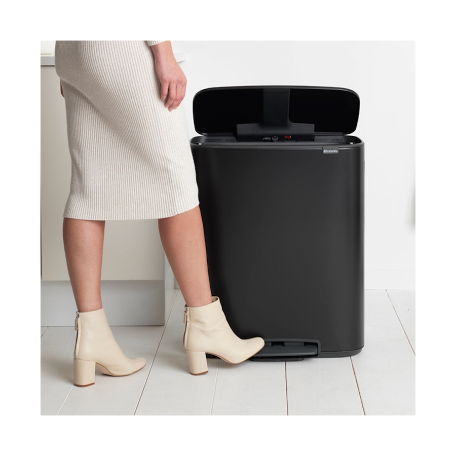 Brabantia Bo Pedal Bin (60L) Matte Black Matte Black