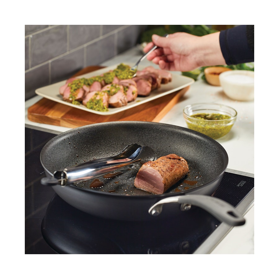 Circulon ScratchDefense A1 30.4cm Skillet Black Black