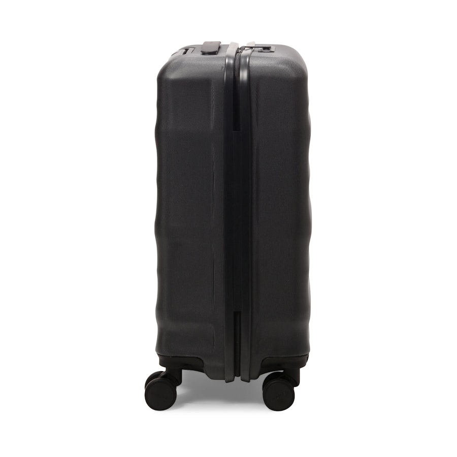 Explorer Luna-Air 55cm Hardside USB Carry-On Suitcase Black Black