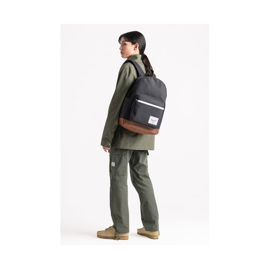 Herschel Pop Quiz 25L Backpack Black/Tan Black/Tan