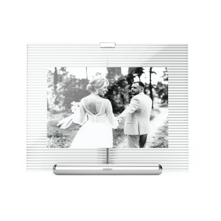 Umbra Flute 10 x 15cm Picture Frame Chrome Chrome