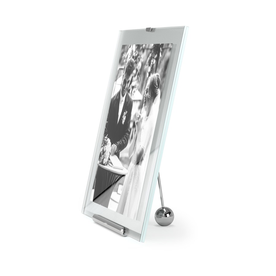Umbra Flute 20 x 25cm Picture Frame Chrome Chrome