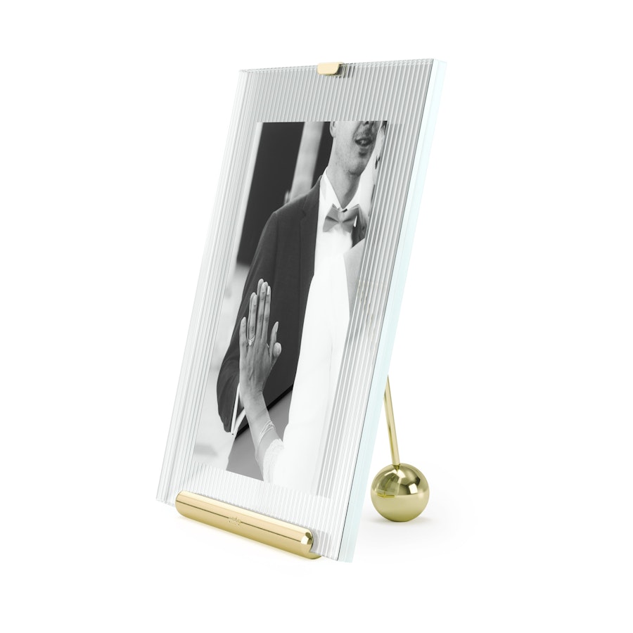Umbra Flute 13 x 18cm Picture Frame Brass Brass