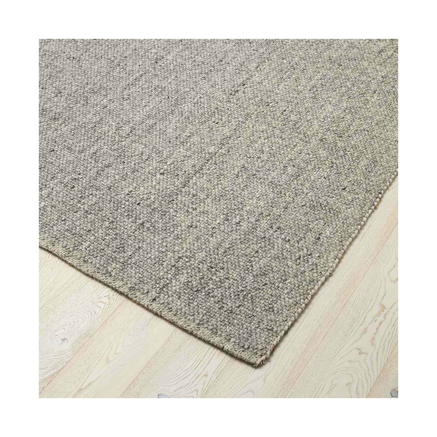Weave Home Logan Wool/Viscose Rug (2m x 3m) Feather Greys Feather Greys