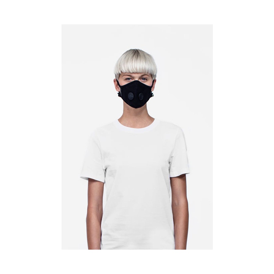 Airinum Urban Air KN95 Face Mask 2.0 Onyx Black Small