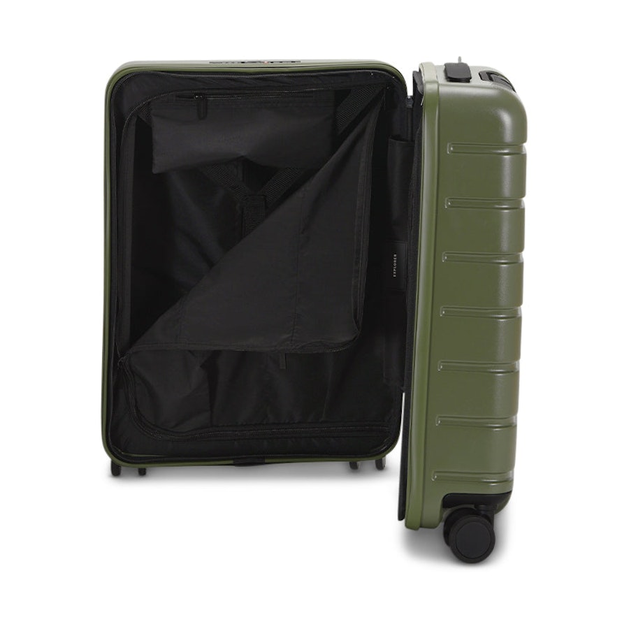 Explorer Arlo Pro 52cm Hardside USB Carry-On Suitcase Evergreen Evergreen