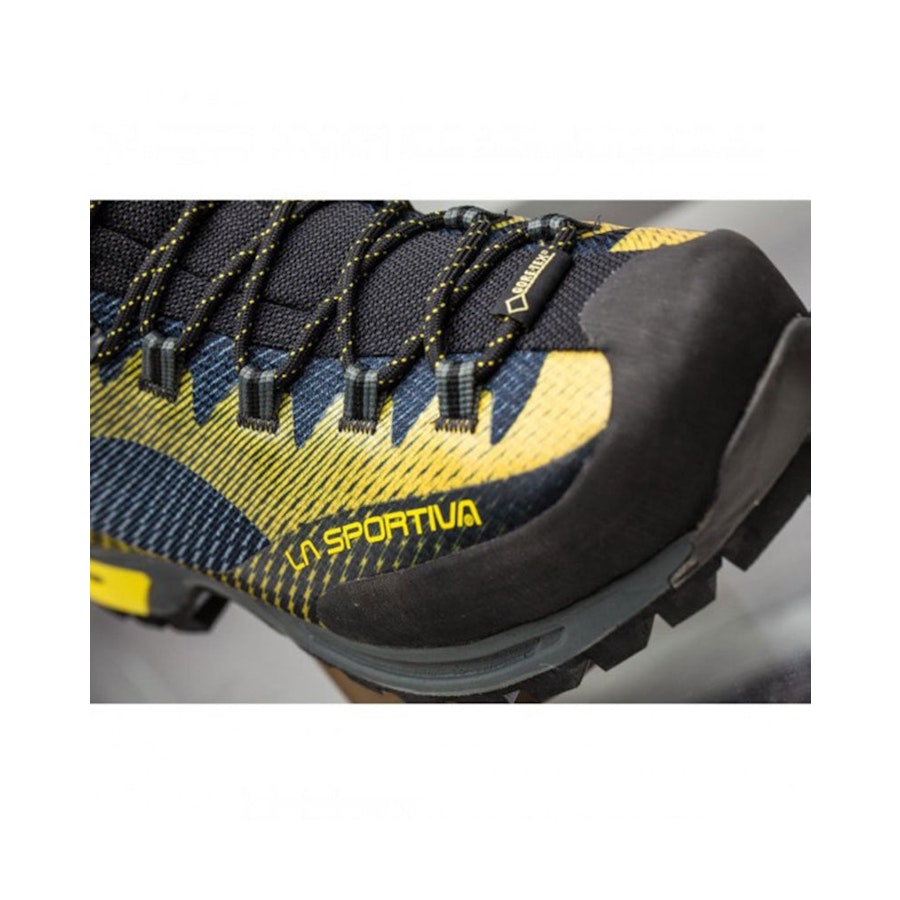 La Sportiva Trango TRK GTX Men's Mountaineering Boots Carbon Sulphur EU:38 / UK:05 / Mens US:06