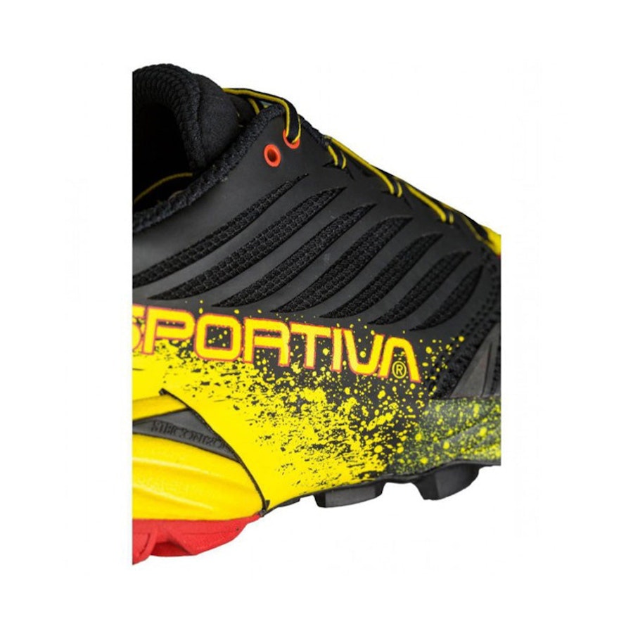 La Sportiva Akasha Men's Mountain Running Shoes Black & Yellow EU:40 / UK:6.5 / Mens US:7.5
