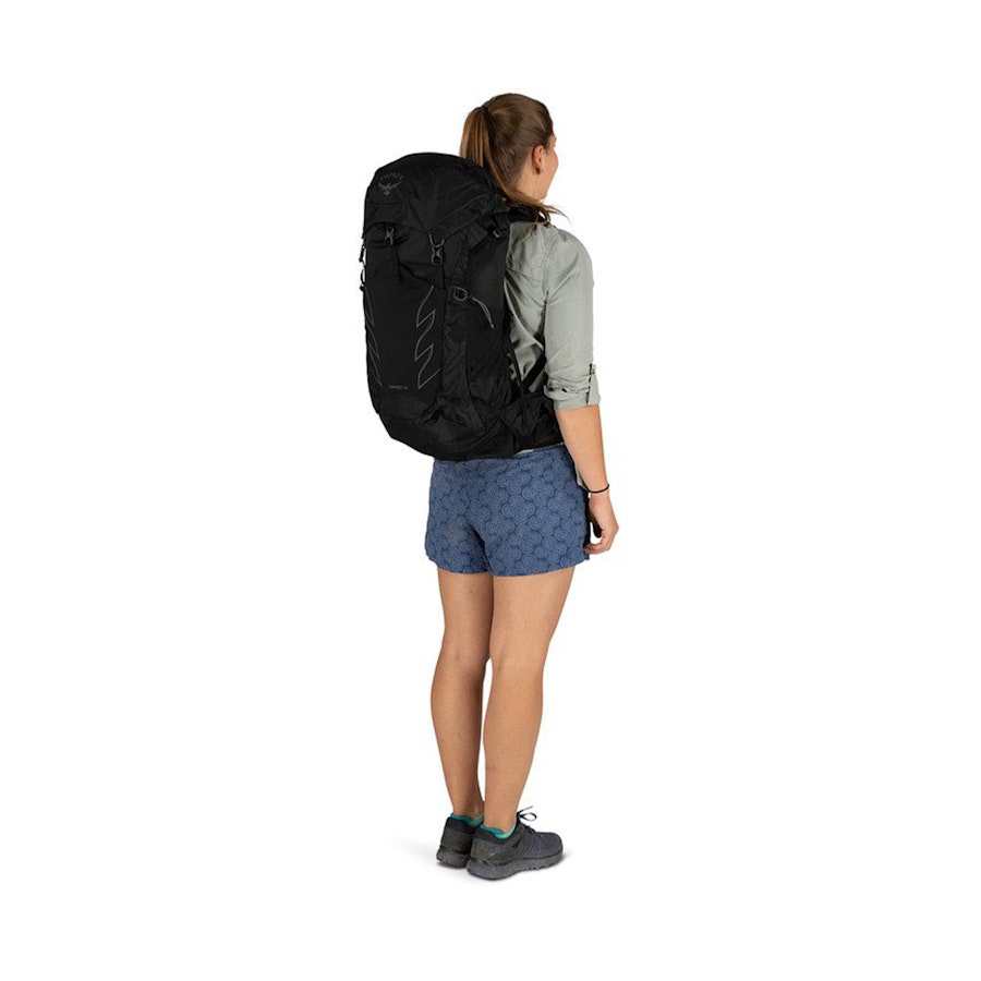Osprey Tempest 30 Extra Small/Small Women's Hiking Backpack Stealth Black Stealth Black