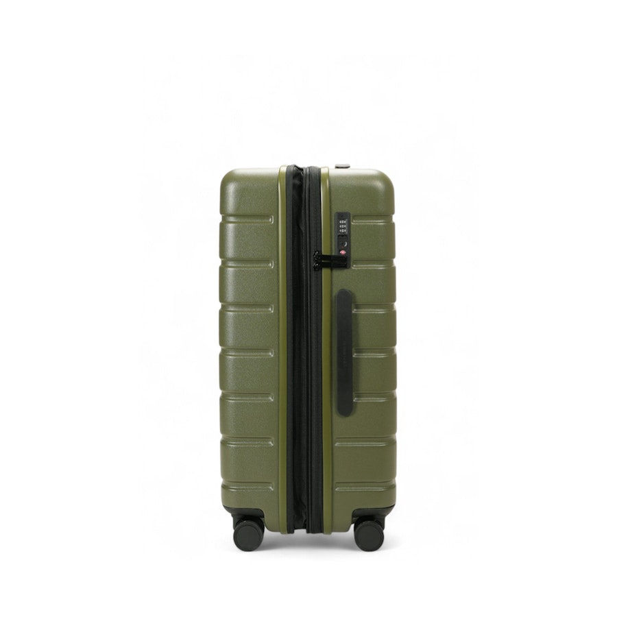 Arlo Pro Front Access Carry-On & Medium Set Evergreen